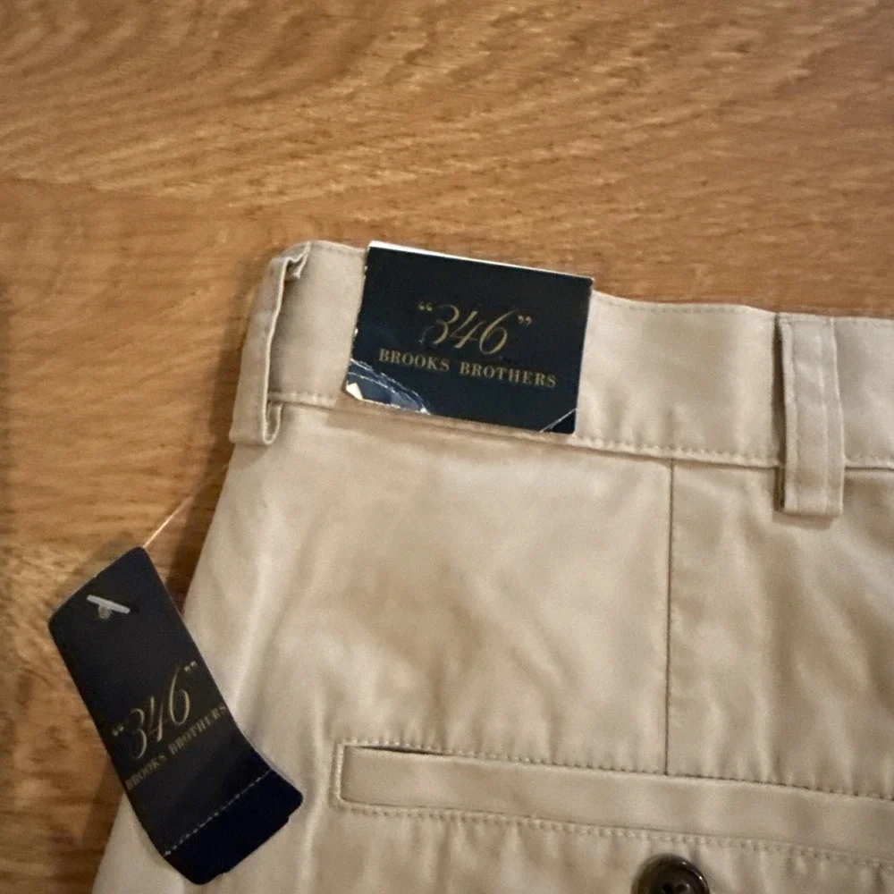 Brooks Brothers 346 Khaki Chino Pants Men's Beige 38x34 Flat Front Casual NWT